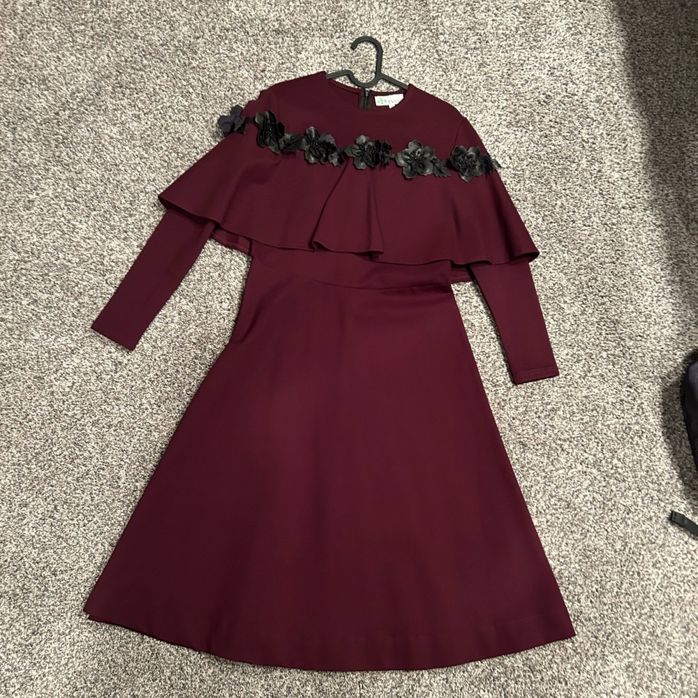 Burgundy midi dress with flower appliqué cape